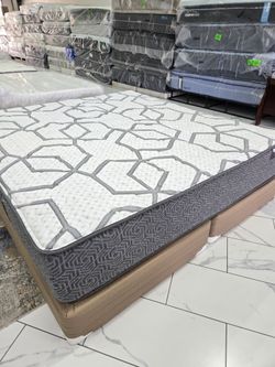 King Sizes Mattress And Box Spring
