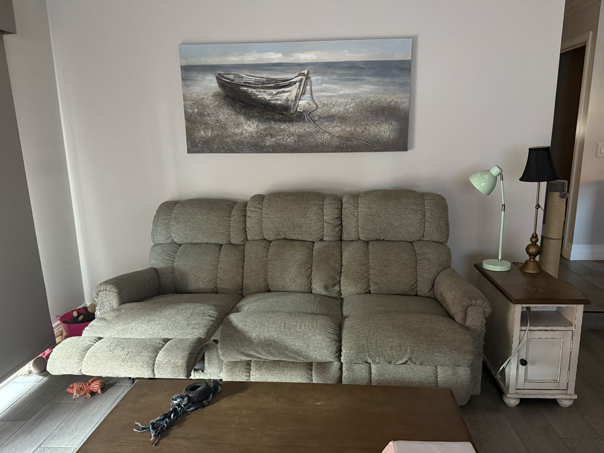 Free La-Z-Boy Recliner Couch