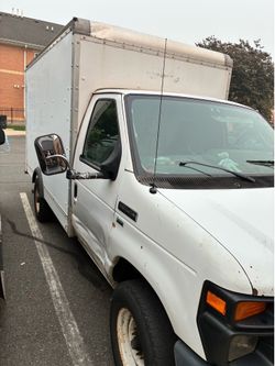 2012 Ford E350 Super duty