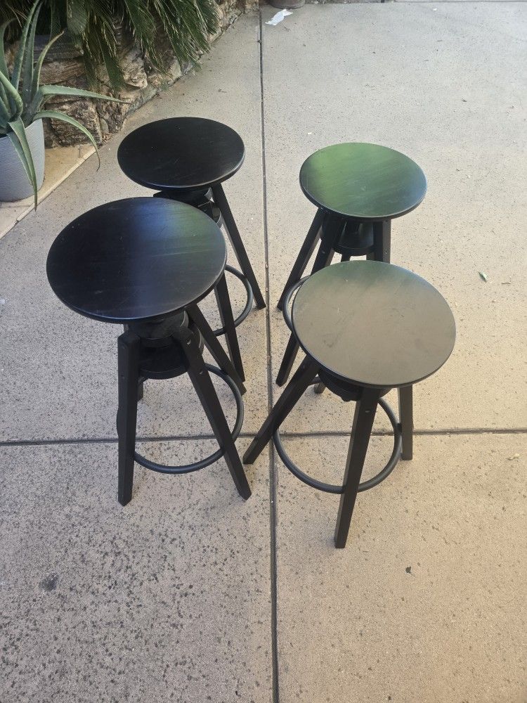 Stools With Adjustable Height