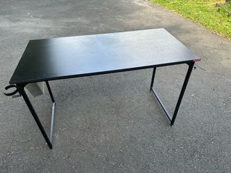 Work desk