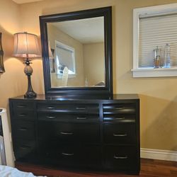 Macy's Eight Drawer Dresser With Mirror