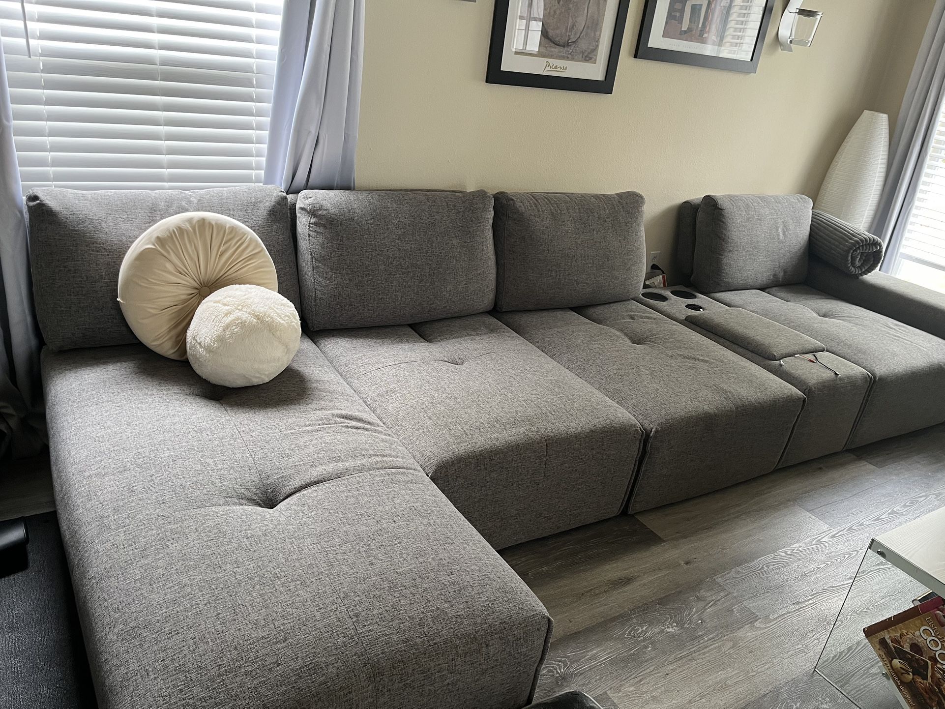 Modular Sectional 