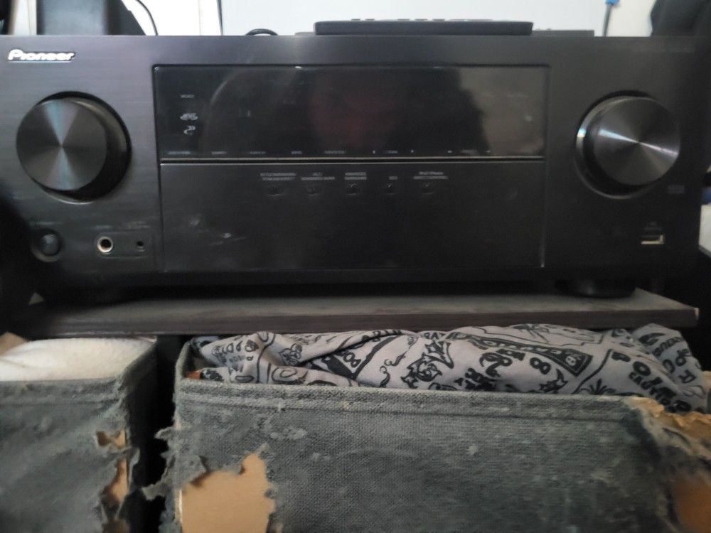 Pioneer HDMI Surround Sound Receiver