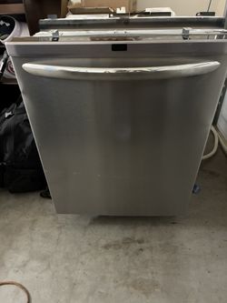 Stainless Frigidaire Dishwashee