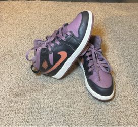 Nike Air Jordan 1 Mid Sneakers size 1us