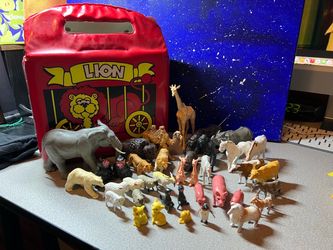 Lot of Toy Animal Figures with Vintage Circus Lion Carry Case
