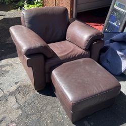 ARM CHAIR WITH OTTOMAN!