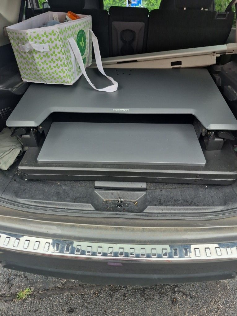 Semi Stand Up Desk