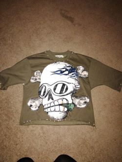 Oversized Skull Crossbones Shirt