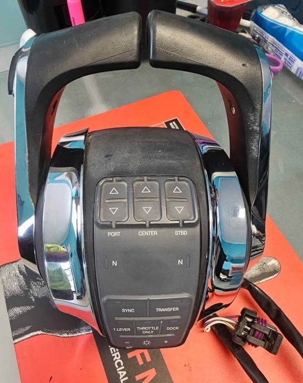 Mercury Verado Triple DTS Controller