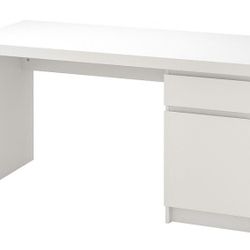 White Desk 