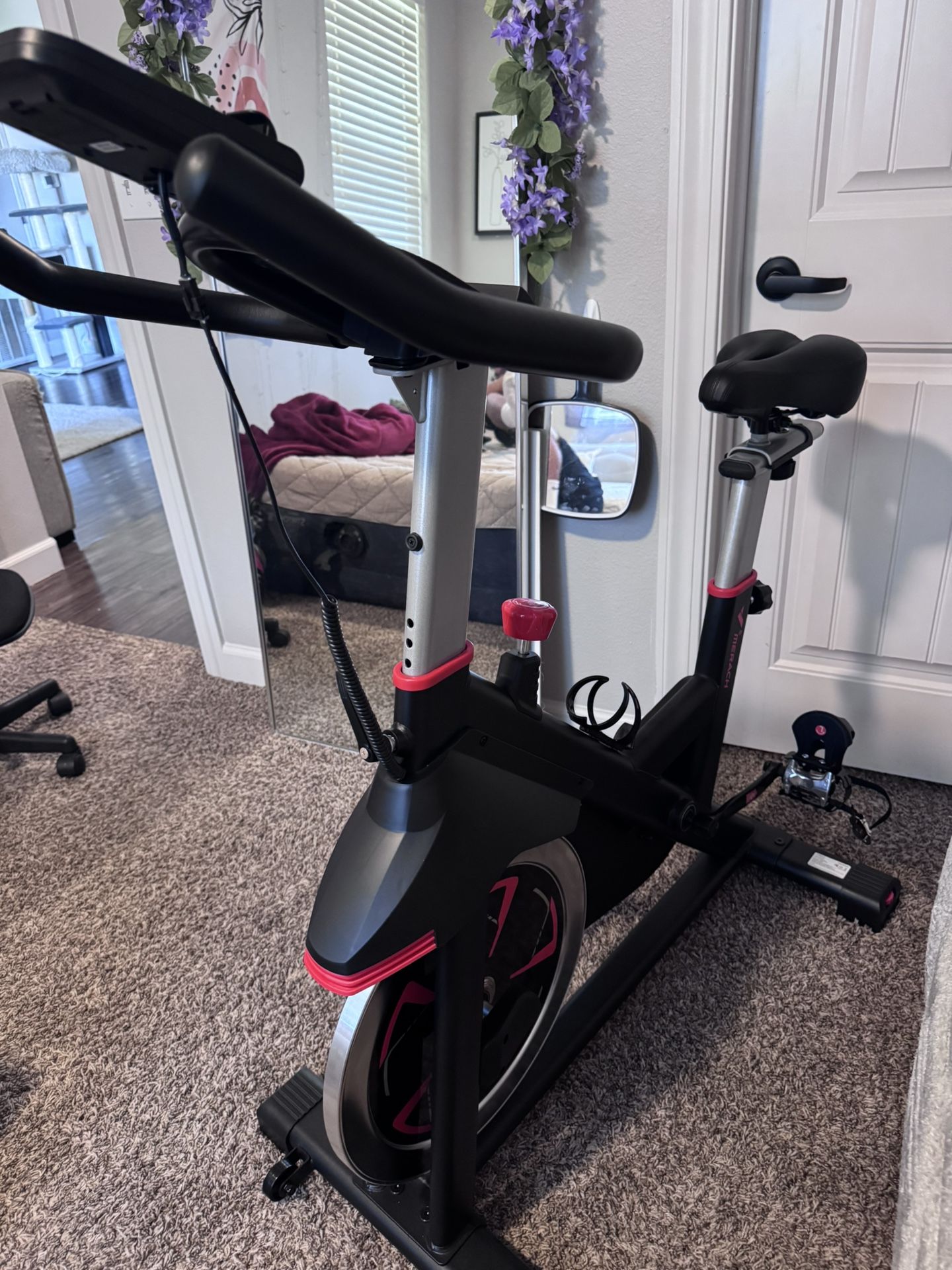 EXERCISE BIKE BRAND NEW