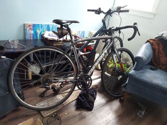 Diamondback century road bike
