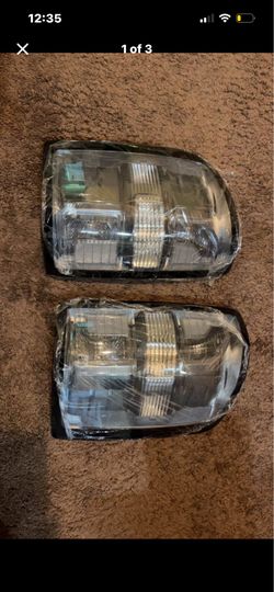 GMC/SILVERADO tail lights