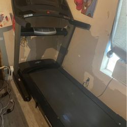 NordicTrack Commercial 1750 IFIT Treadmill 