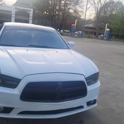 2013 Dodge Charger.