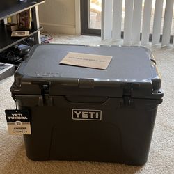 YETI Tundra 35 Cooler