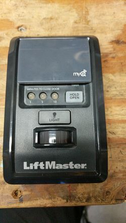 LiftMaster wall controller