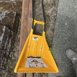 Snow Shovel 