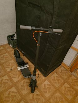 Electric Scooter with Charger and seat