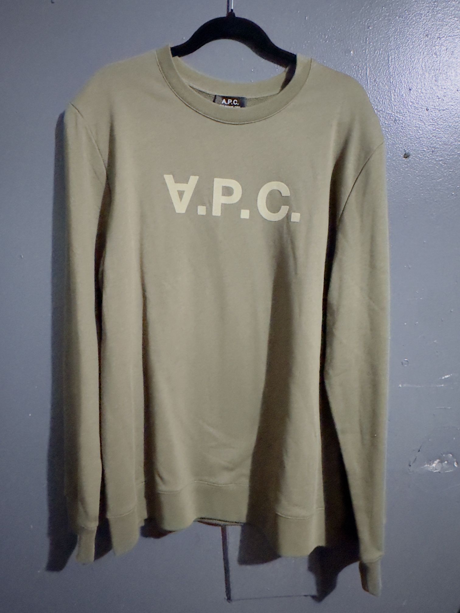 APC Pull Over 