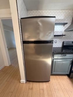 Whirlpool Refrigerator ER8YHMXSL01