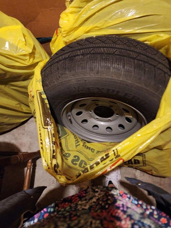 Snow Tires with Rim $800