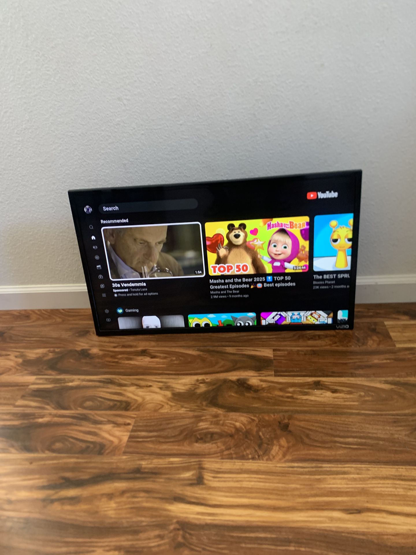 VIZIO SmartCast D-series D32f-F1 32" 1080p Full HD LED Smart Television