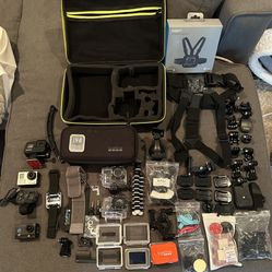 GoPro 8 Black/ GoPro 3+/ 4k Off brand Bundle With accessories