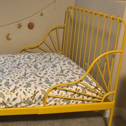 IKEA MINNEN Adjustable Toddler to Twin Complete Bed .