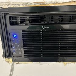 5000 BTU AC Window Unit With Remote