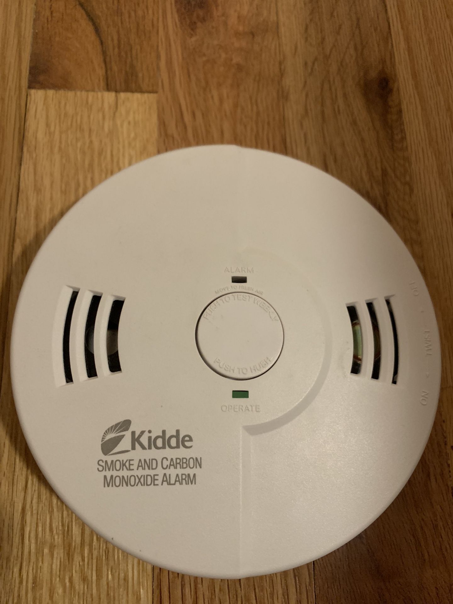Hardwired Kidde Smoke And Carbon Monoxide Alarm Detector Nighthawk Combo for Sale in Staten
