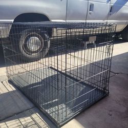 LARGE DOG KENNEL