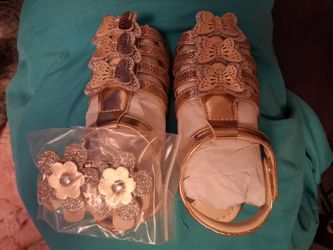 Girls summer sandals - size 8