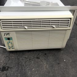 Very  New  SPT Air Conditioner 