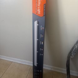 Winplus Utility Light w/ Motion Sensor