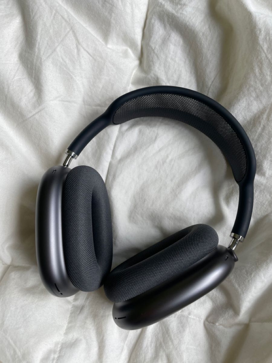 airpod maxes