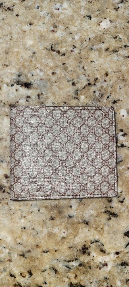 Gucci Wallet Brand New