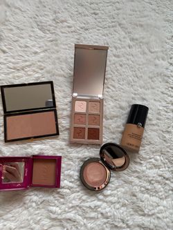 Makeup Bundle! ( 5 things )