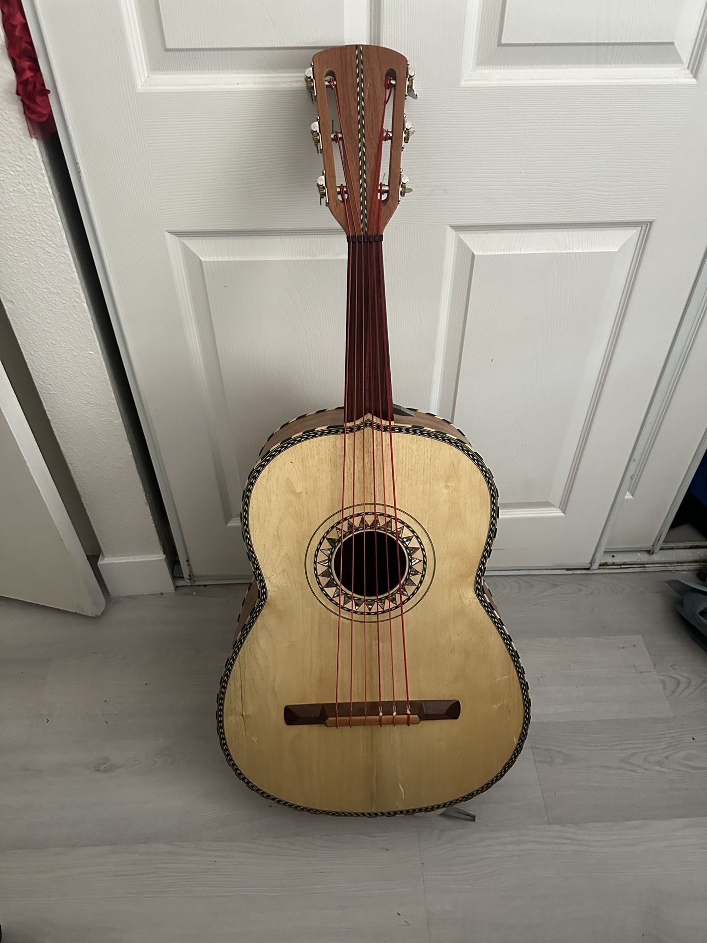 Guitarron