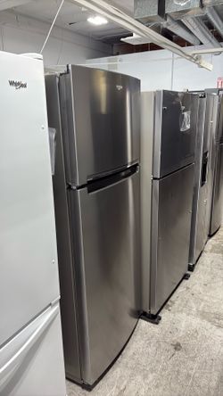 Whirlpool top freezer refrigerator