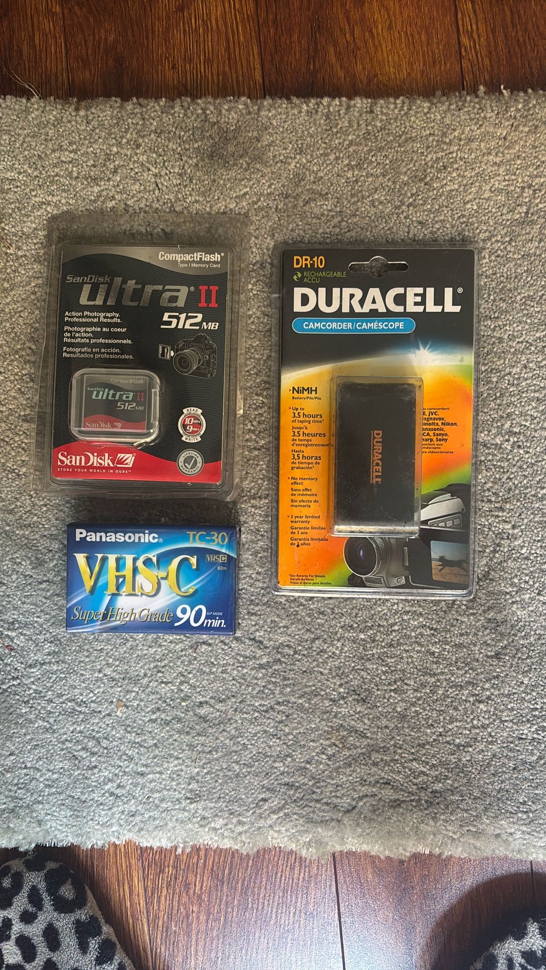 Duracell Camcorder Battery,Sandisk Ultra II 512MB, VHS-C