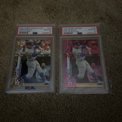 2 Mookie Bette Cards. Refractor And A Gold Star Edition