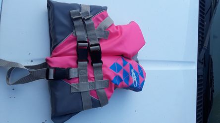 Girls floation vest for boating / swimming / jet ski