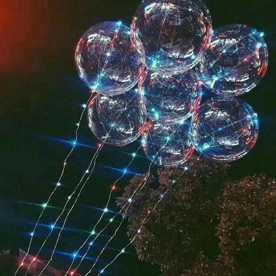 LIGHTS BALLOONS π
