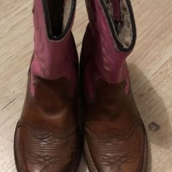 Boots Girls Size 7/8T 