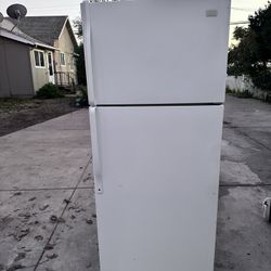 Whirlpool Refrigerator 