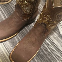 Brown Square Toe Boots 