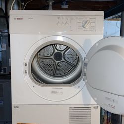 White Stackable Washer And Dryer